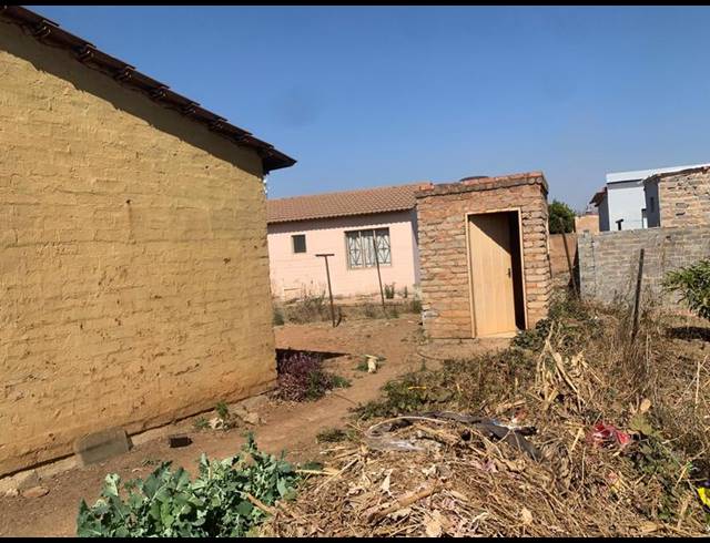 2 BEDROOM HOUSE FOR SALE IN SOSHANGUVE SOUTH